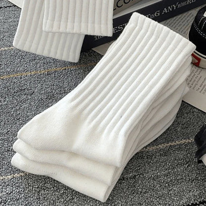 Elevate Your Comfort with 5 Pairs of Breathable Knee-High Men's Socks - Perfect for Autumn and Winter Sports!